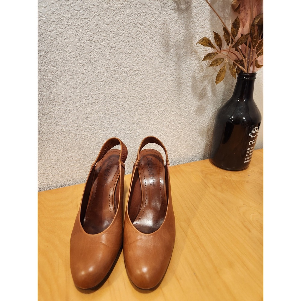 Delman Brown Leather Slingback Block Heel Pumps Tan Almond Toe Shoes 8.5M
